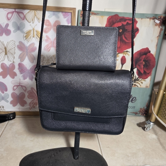 ✨️♠️Bundle♠️✨️ Kate Spade Crossbody Bag And Wallet!! - Picture 10 of 12
